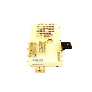 جعبه فیوز داخل کابین کی ام سی KMC A5