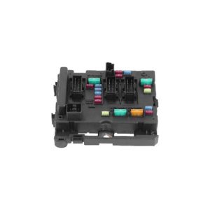 جعبه فیوز داخل کابین ام وی ام X22 pro
